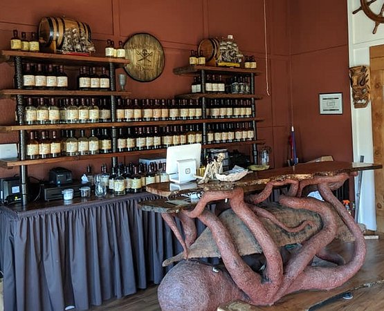 Bandon tasting room 4