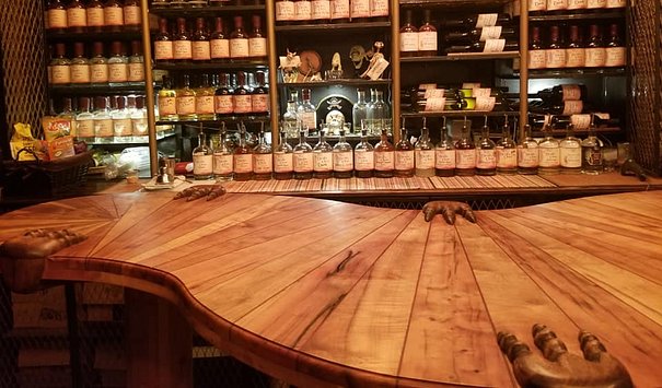 Florence tasting room 1
